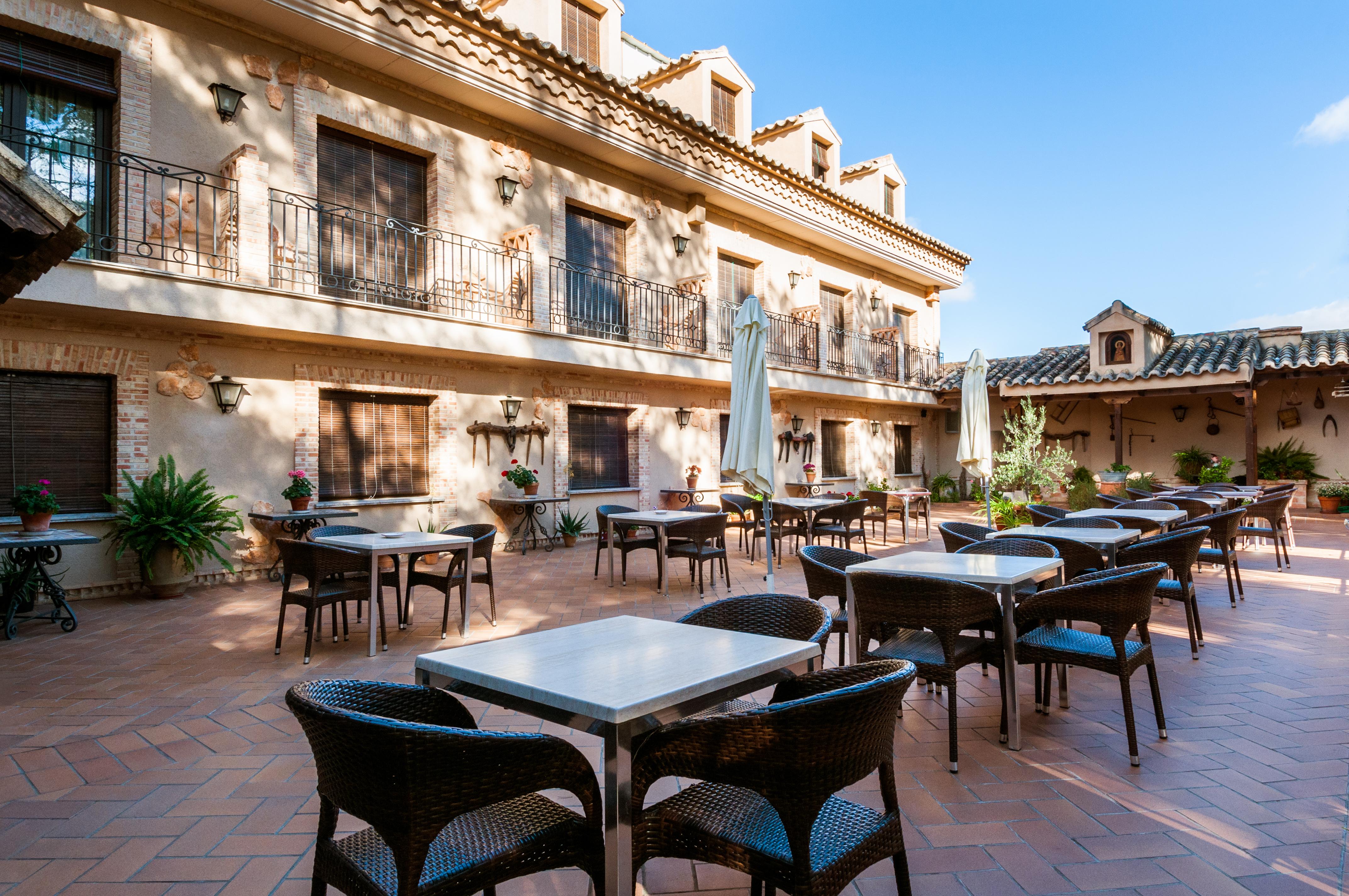 Hotel Dona Manuela Daimiel Dış mekan fotoğraf