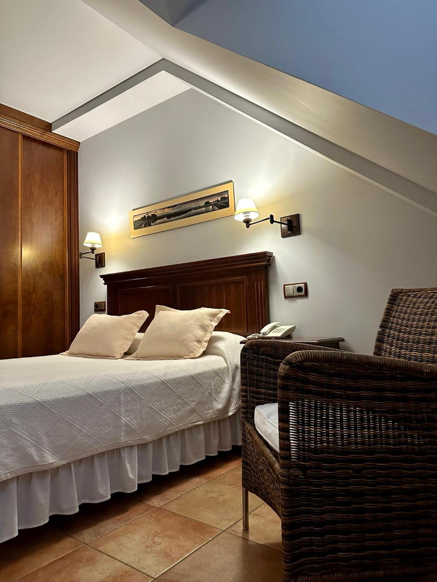 Hotel Dona Manuela Daimiel Dış mekan fotoğraf